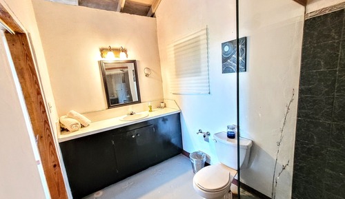 Honeymoon Studio, 1 King Bed