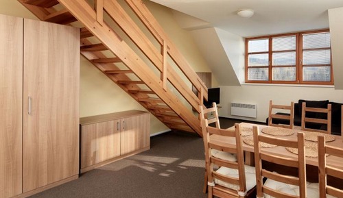 Maisonette apartment with a balcony and a kitchenette