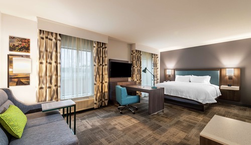Studio, 1 King Bed, Accessible (Hearing)