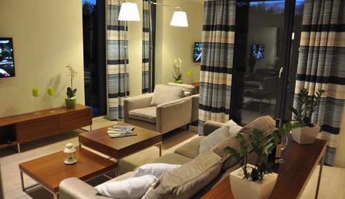 Family Apartment, 1 Queen Bed, Balcony, Garden View