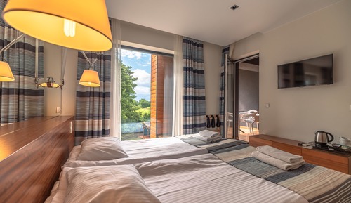 Comfort Apartment, 1 Bedroom, Non Smoking, Partial Lake View (with Lake View)