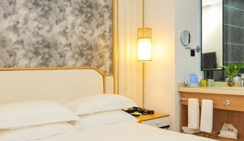 Classic Double Room