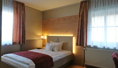 Comfort Single Room, Private Bathroom