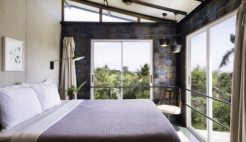 Grand Cabin, Multiple Bedrooms, Kitchen, Ocean View