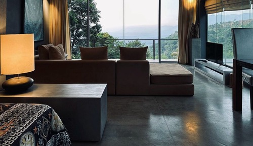 Romantic Suite, 1 King Bed, Mountain View (Clouds)