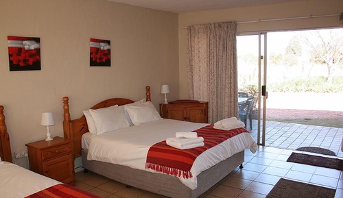 Standard Double Room (3)