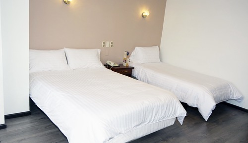 Family Triple Room, Non Smoking, City View