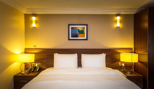 Standard Room, 1 King Bed