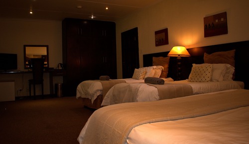 Family Room (Large)