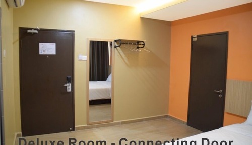 Deluxe Room, City View