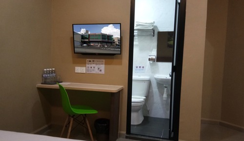 Quadruple Room (Without Window)