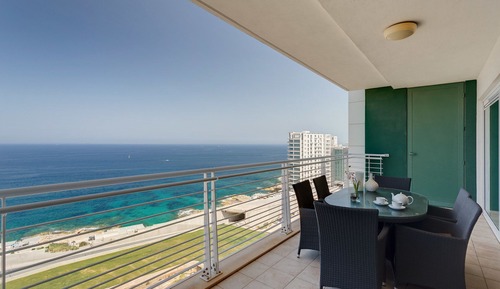 Apartment (3 Bedrooms)