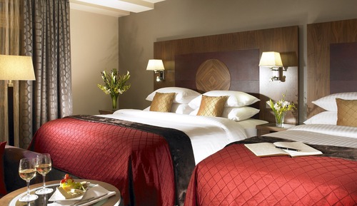 Twin Room (2 Adults)