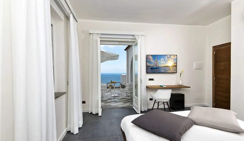 Comfort Room, Sea View