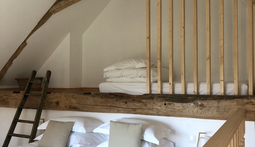 Suite (Cassel)