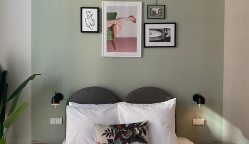 Signature Room