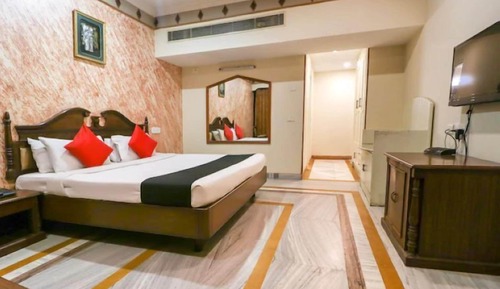 Super Deluxe Room