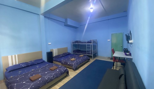 Room No 9 Bonjour