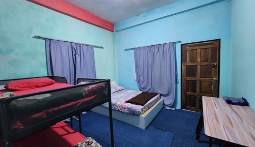 Room No 10 Salut