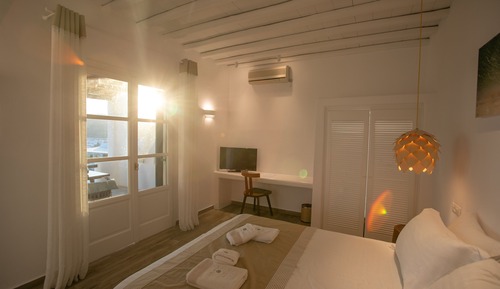 Suite, Sea View