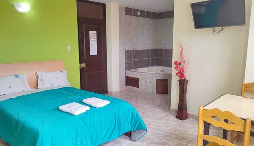 Double Room, 1 Queen Bed, Bathtub