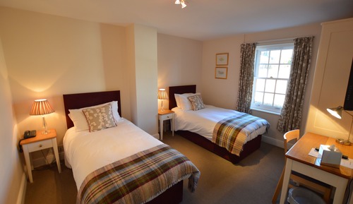 Standard Twin Room