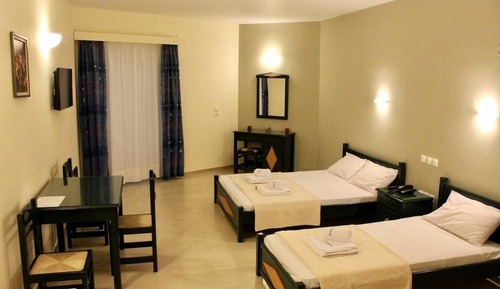 Triple Room