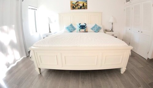 Luxury Studio, 1 King Bed, Concierge Service