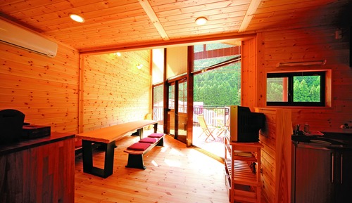 Deluxe Cottage (Type B - 303), Rock Bath