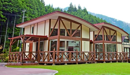 Standard Cottage (Type A), Garden