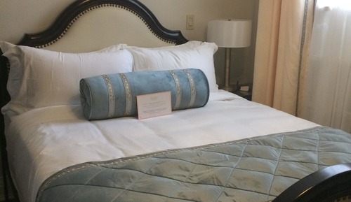 Lower Level 1 Queen Bed
