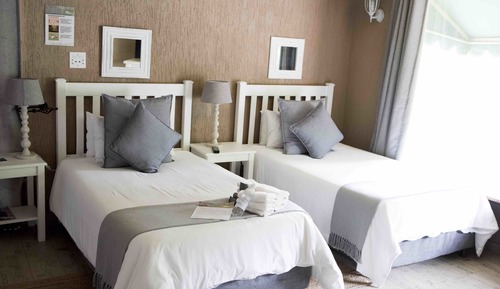 Luxury Twin Room