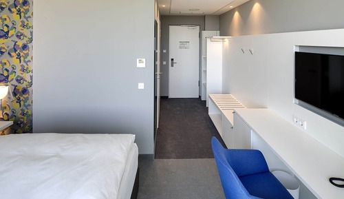 Comfort Single Room, Accessible (Silver)