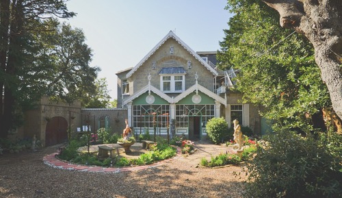 Exclusive House, Ensuite (Entire Manor House)