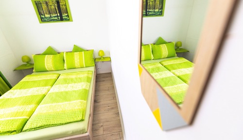 Standard Single Room, Shared Bathroom (1BZGB)
