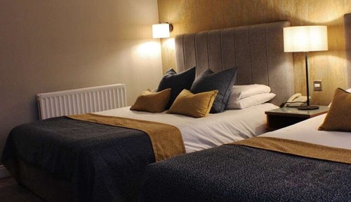 Twin Room (NO VIEW/ DISCO SIDE)