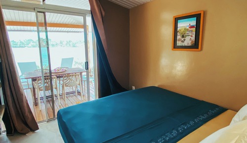 Classic Villa, 3 Bedrooms, Private Pool, Lagoon View