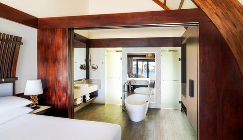 Duplex, 1 King Bed, Balcony