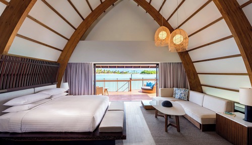 Room, 1 King Bed, Balcony, Lagoon View