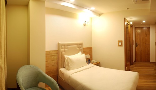 Executive Single Room, City View
