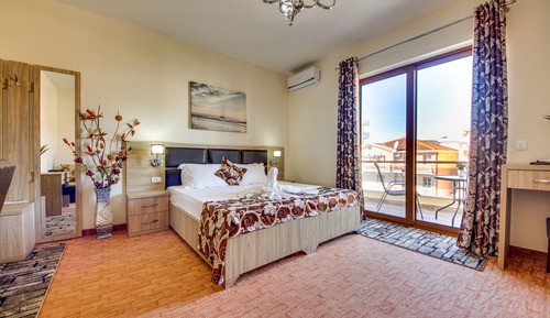 Quadruple Room, Balcony