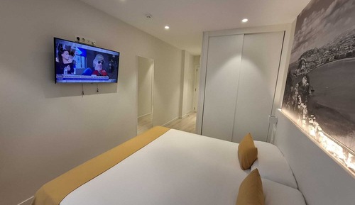 Economy Double Room, 1 Queen Bed