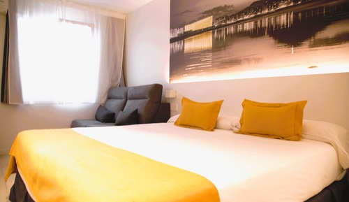 Superior Room (Interior)