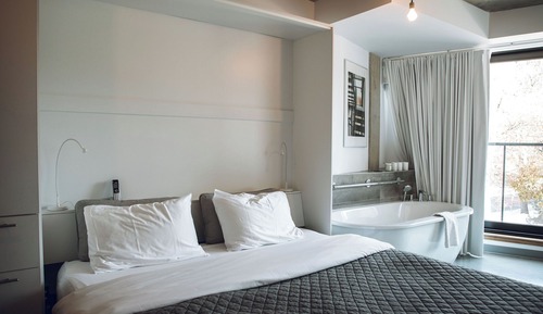Deluxe Double Room, 1 King Bed, Bathtub