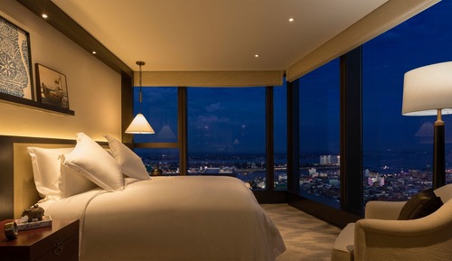 Suite (Mekong)