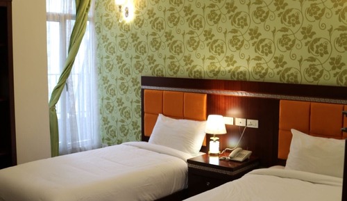 Basic Twin Room, City View