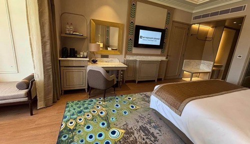 Room, 1 King Bed (Heritage)