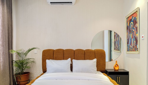 Apartment, Roll-in Shower, Balcony