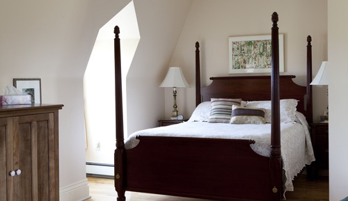 Luxury Suite, 1 Queen Bed with Sofa bed, Jetted Tub (Kitchenette) (2nd floor)