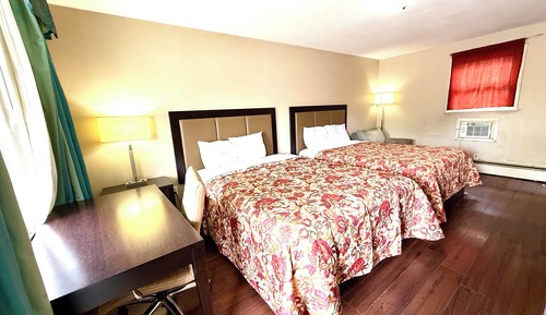 Standard Single Room, 2 Queen Beds, Smoking, Refrigerator & Microwave